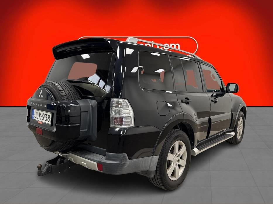 MITSUBISHI Pajero 2009