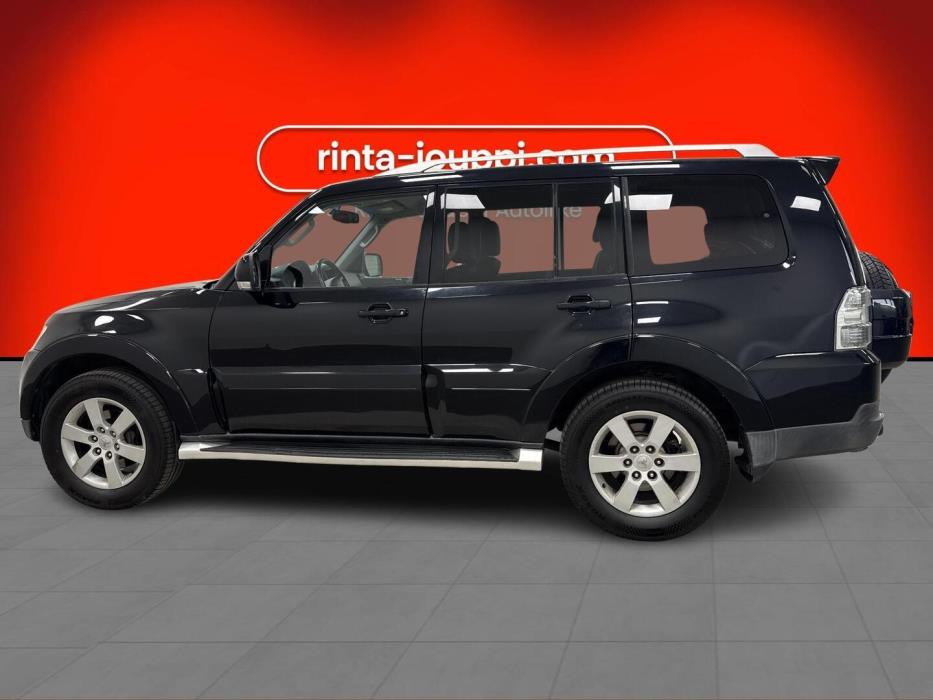 MITSUBISHI Pajero 2009