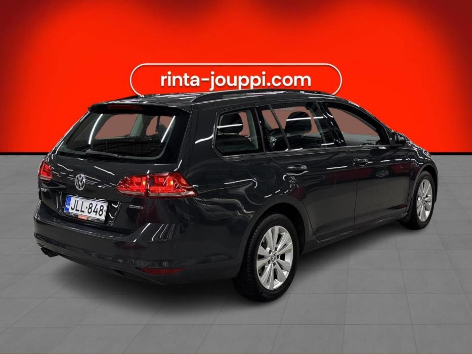 VOLKSWAGEN Golf 2015