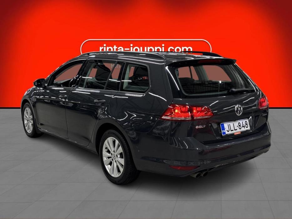 VOLKSWAGEN Golf 2015