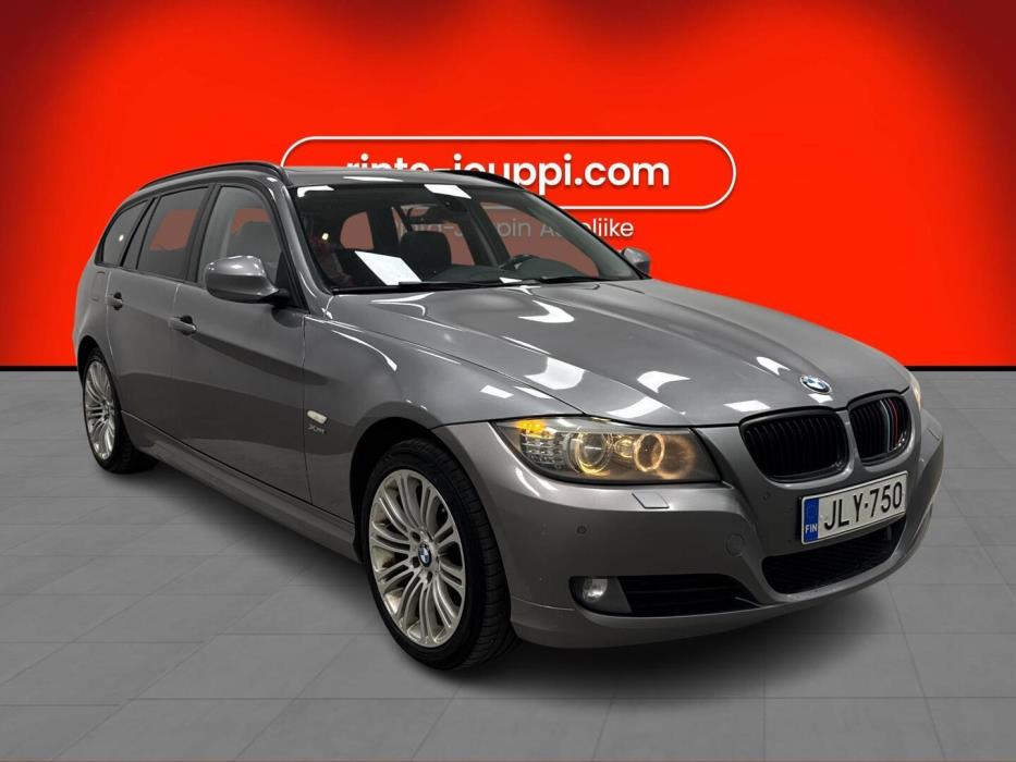 BMW 320 2010