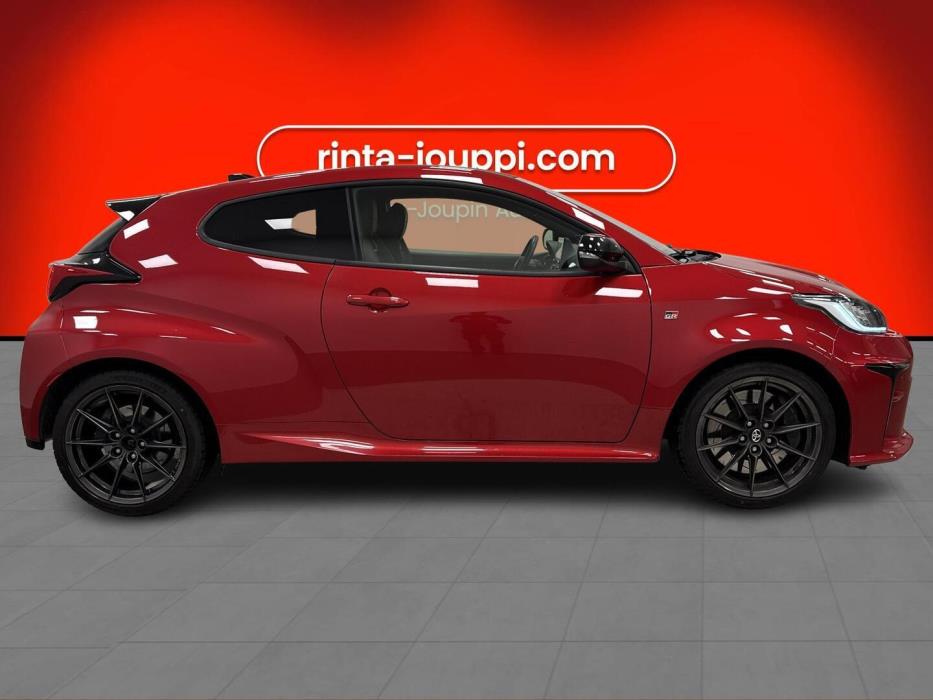 TOYOTA GR Yaris 2021