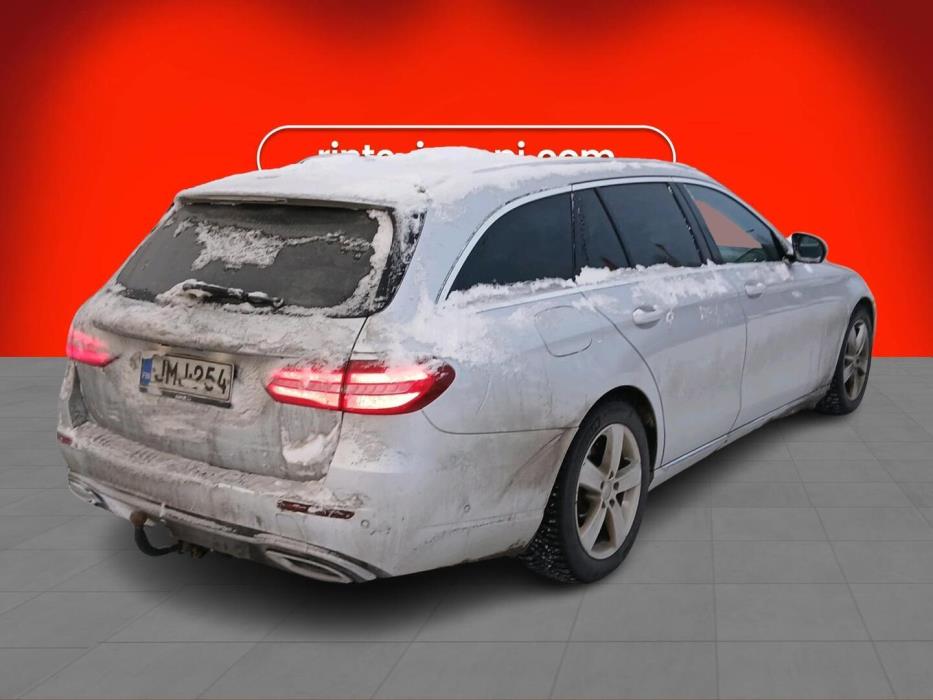 MERCEDES-BENZ E 2017