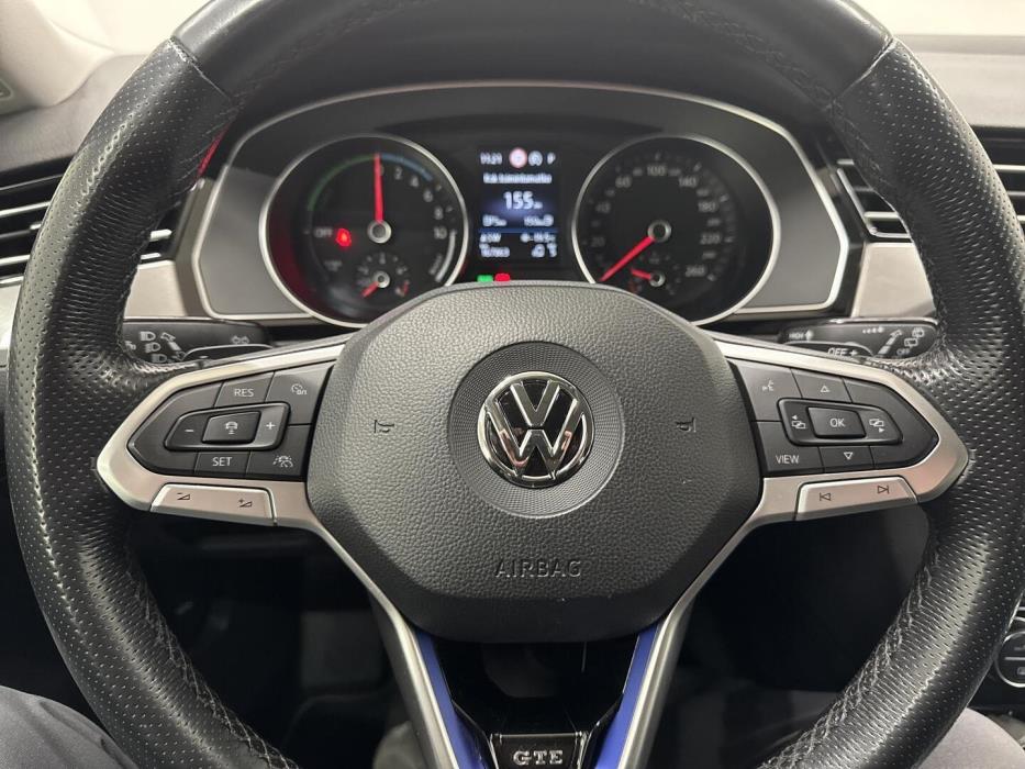 VOLKSWAGEN Passat 2020