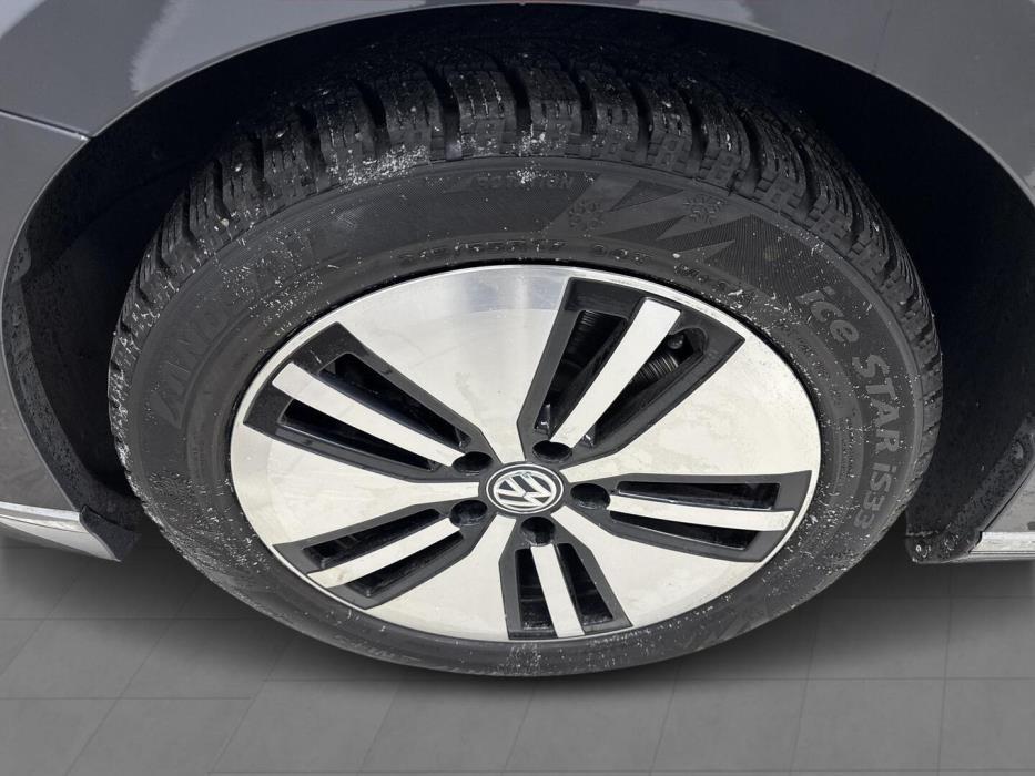 VOLKSWAGEN Passat 2020