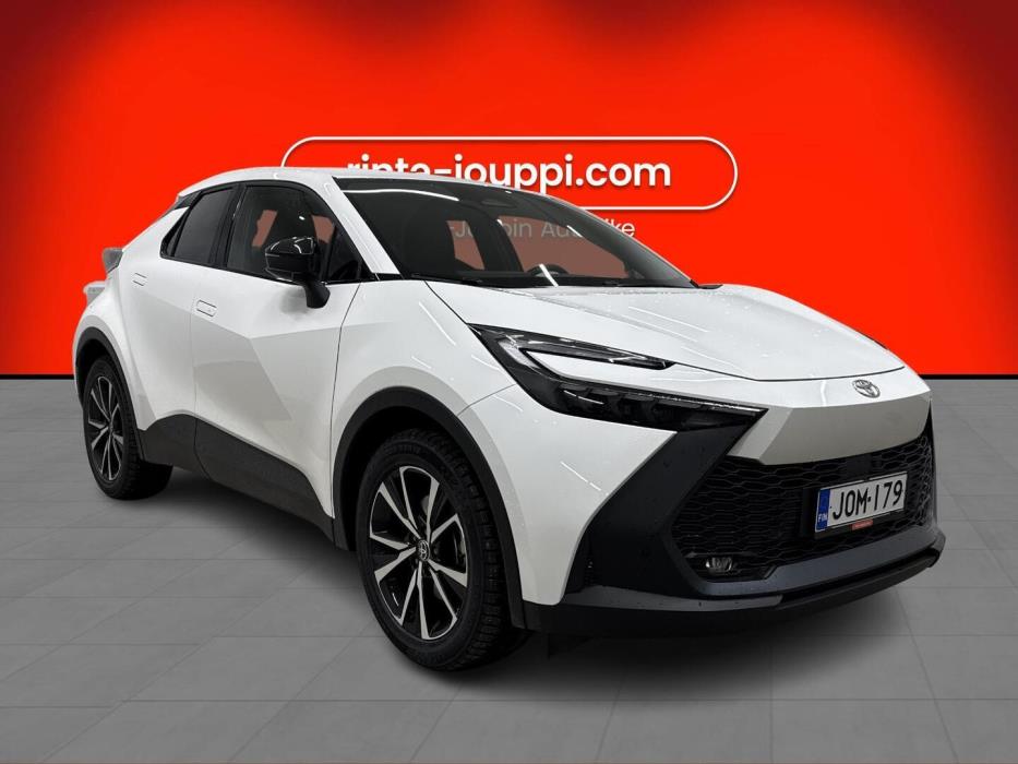 TOYOTA C-HR 2025
