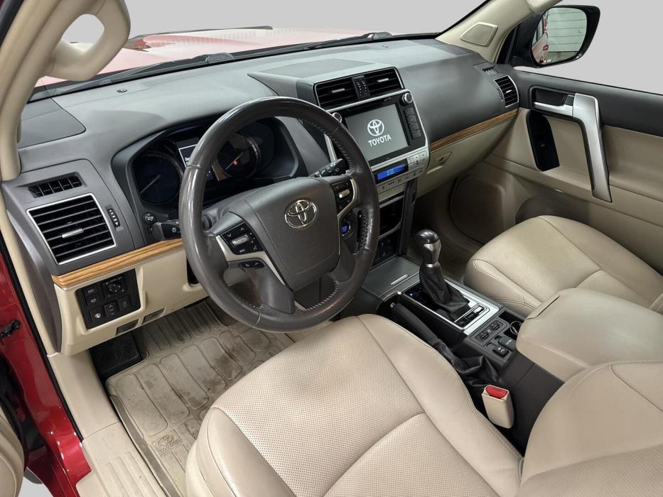 TOYOTA LAND CRUISER 2019