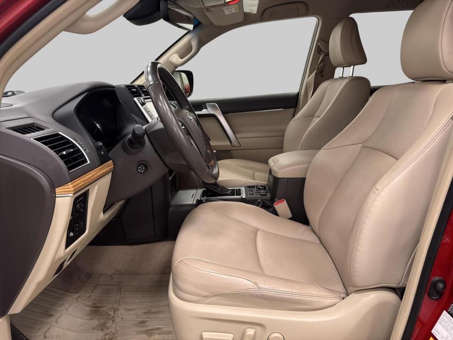 TOYOTA LAND CRUISER 2019