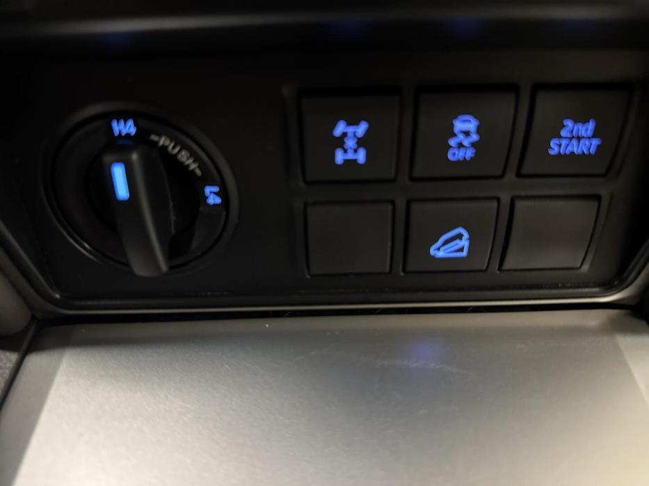 TOYOTA LAND CRUISER 2019