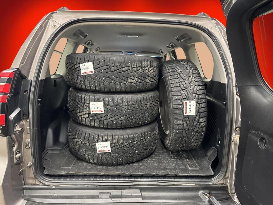TOYOTA LAND CRUISER 2019