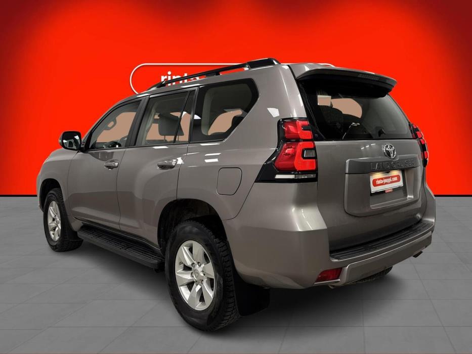 TOYOTA LAND CRUISER 2019