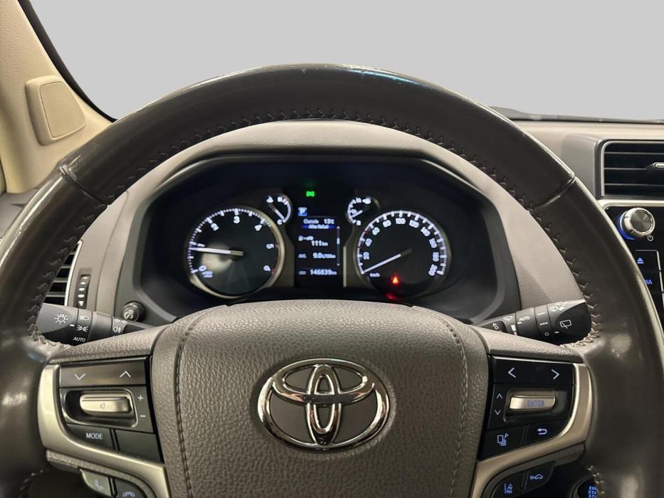 TOYOTA LAND CRUISER 2020