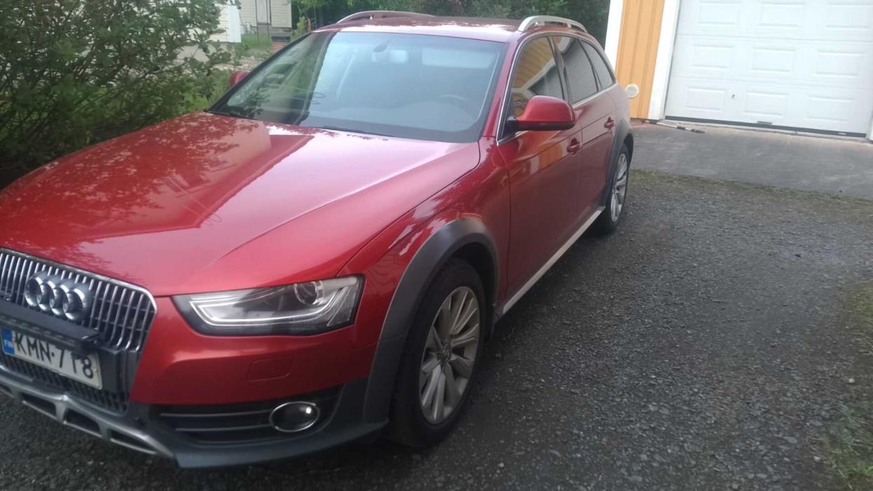 AUDI A4 allroad quattro 2014