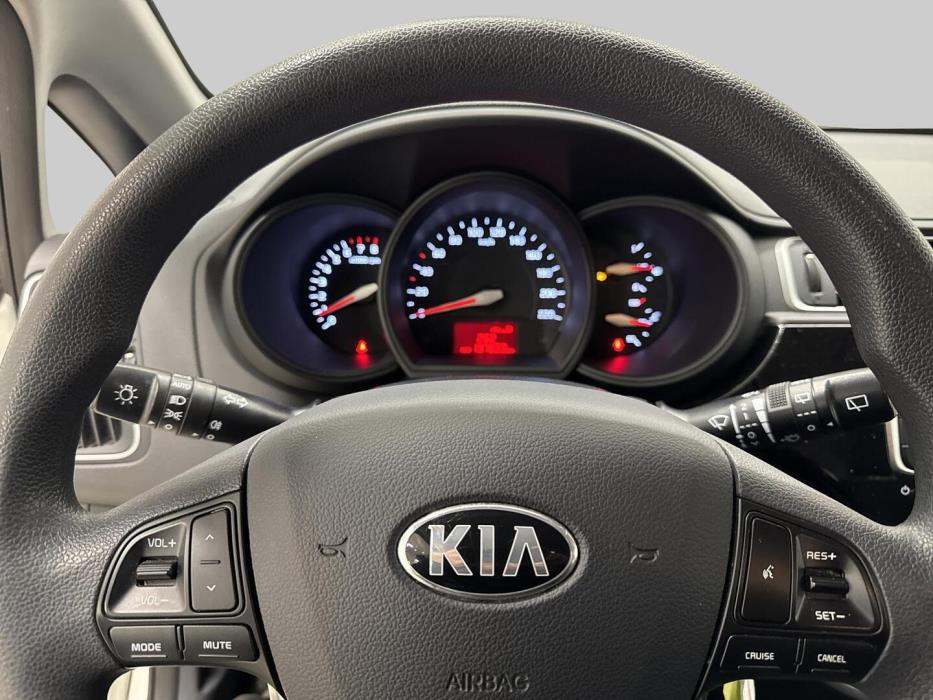 KIA RIO 2016