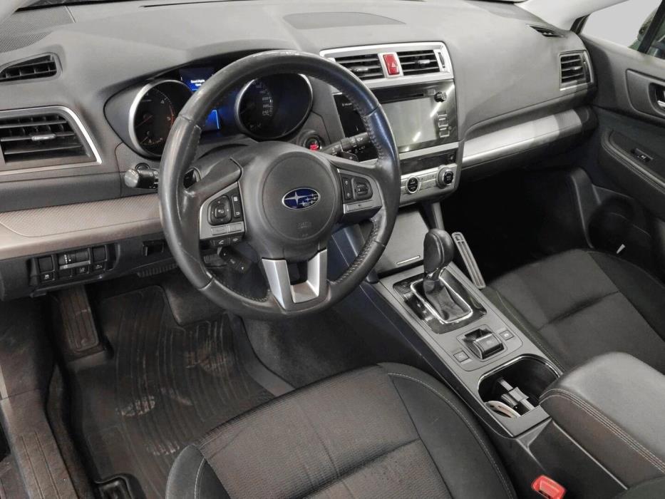 SUBARU Outback 2016