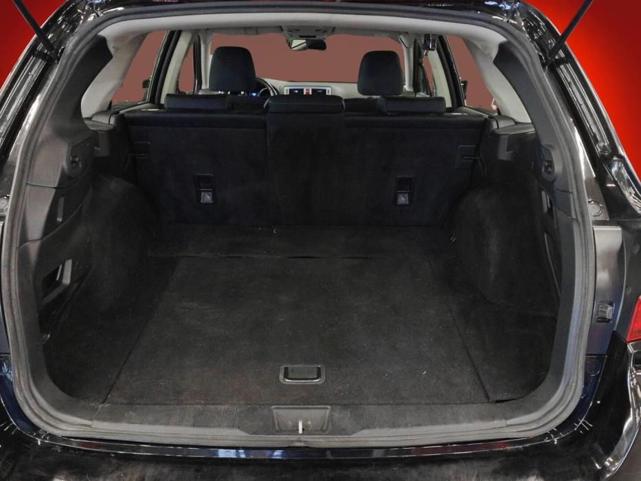 SUBARU Outback 2016
