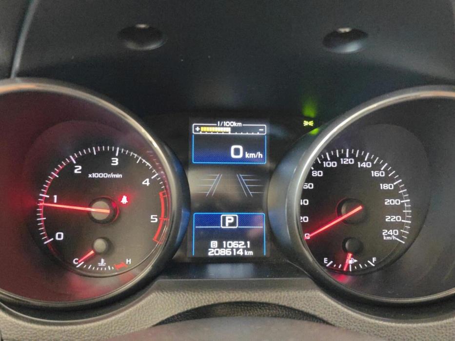 SUBARU Outback 2016
