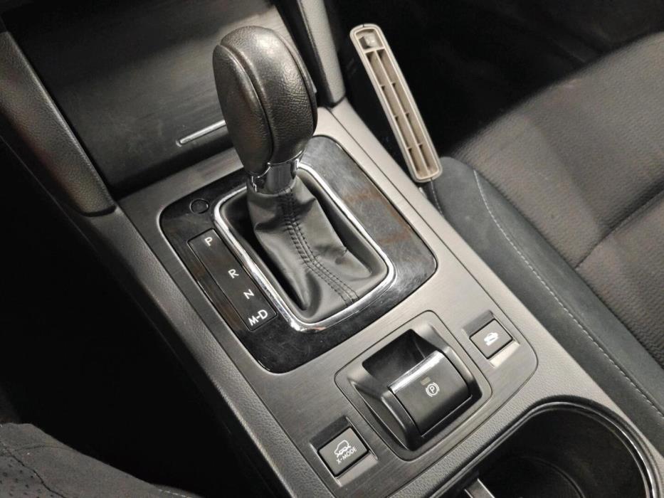 SUBARU Outback 2016