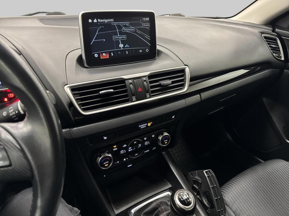 MAZDA 3 2016