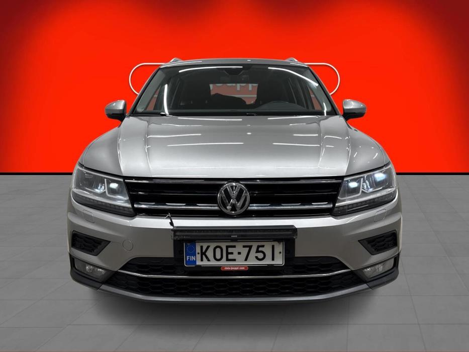 VOLKSWAGEN Tiguan 2019