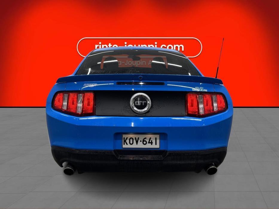 FORD Mustang 2010