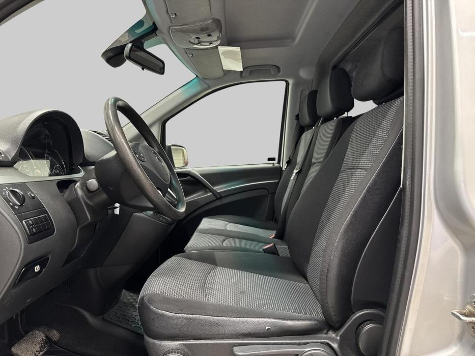 MERCEDES-BENZ Vito 2012