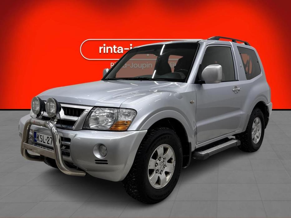 MITSUBISHI Pajero 2006