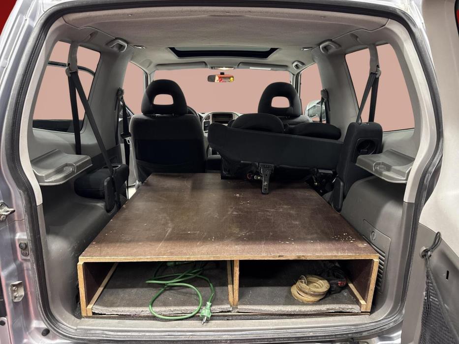 MITSUBISHI Pajero 2006