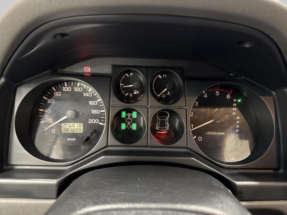 MITSUBISHI Pajero 2006