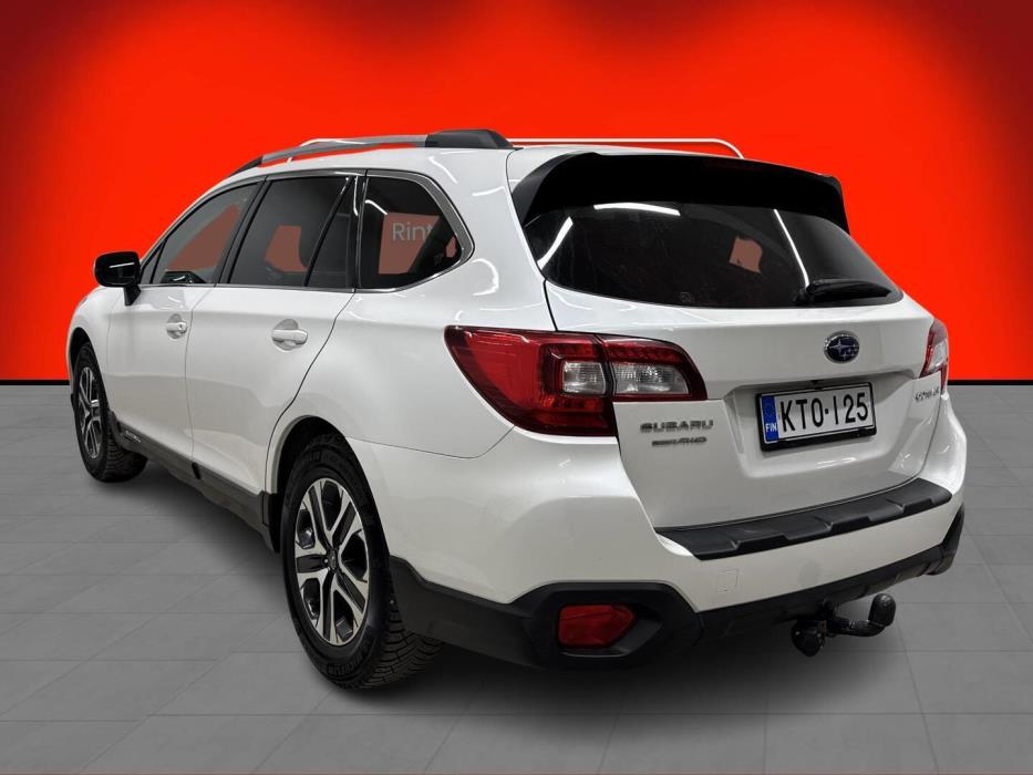 SUBARU Outback 2018