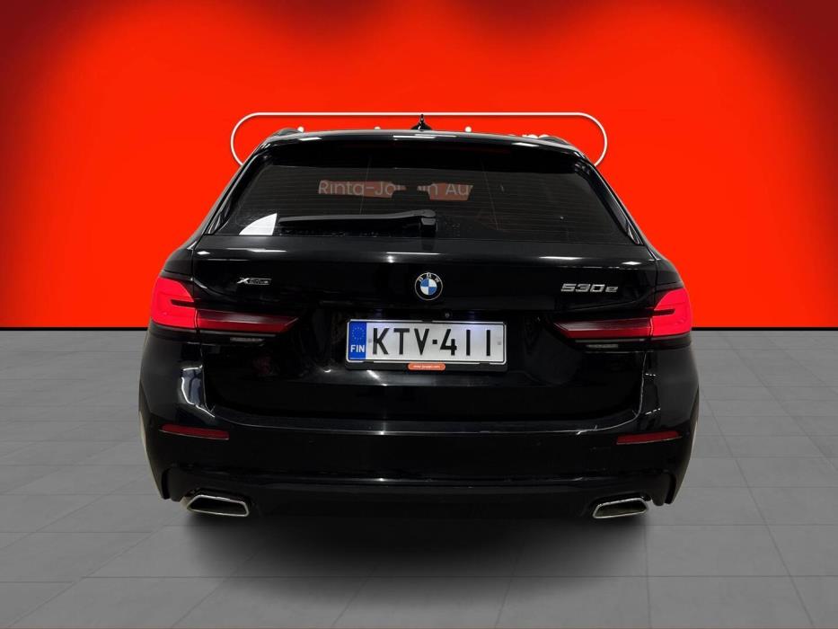 BMW 530 2021