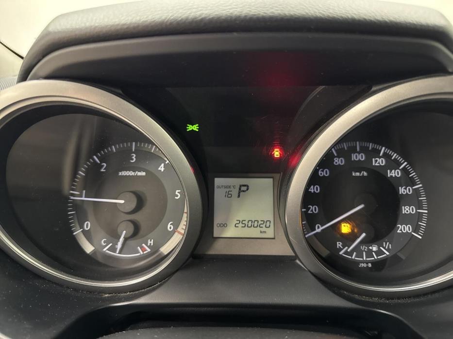 TOYOTA LAND CRUISER 2014