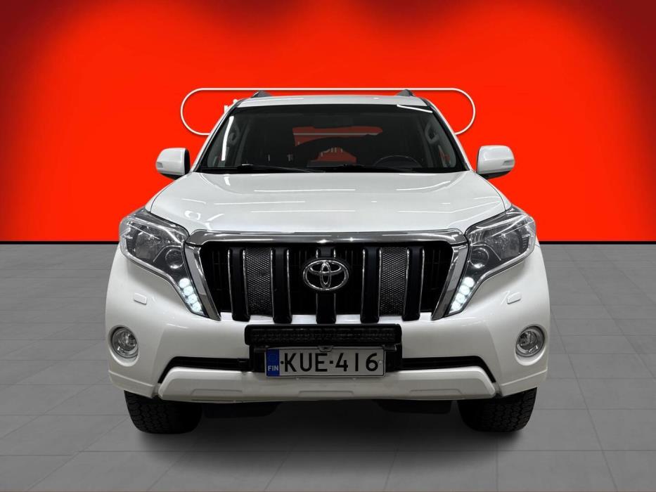 TOYOTA LAND CRUISER 2014