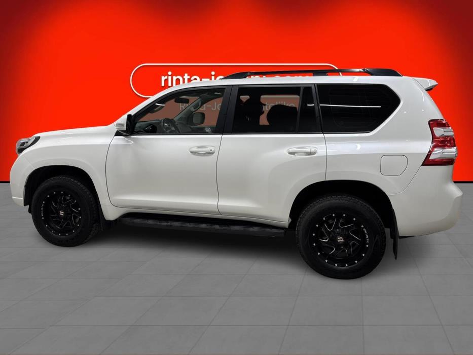 TOYOTA LAND CRUISER 2014