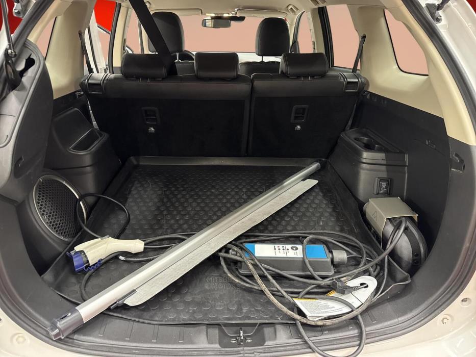 MITSUBISHI Outlander PHEV 2018