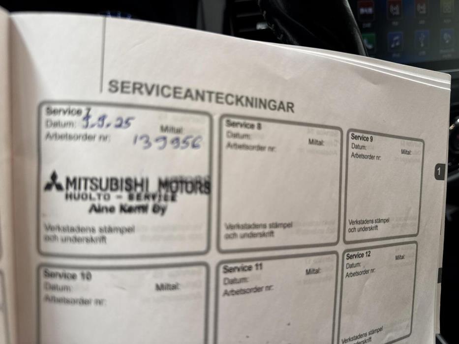 MITSUBISHI Outlander PHEV 2018