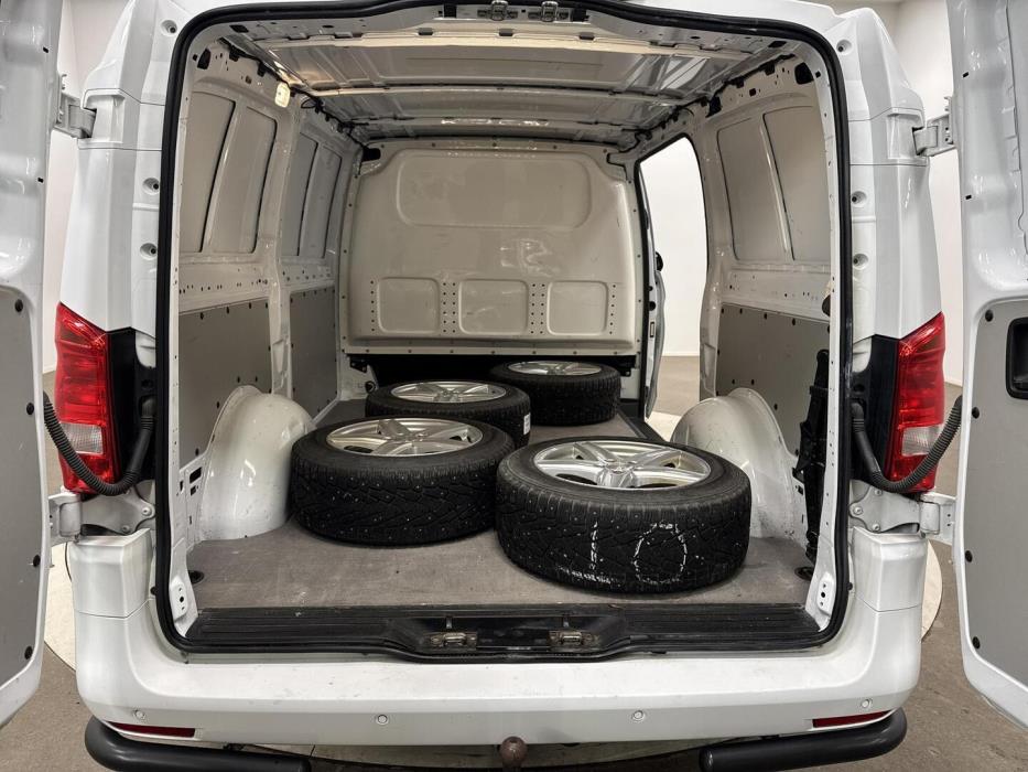 MERCEDES-BENZ Vito 2022