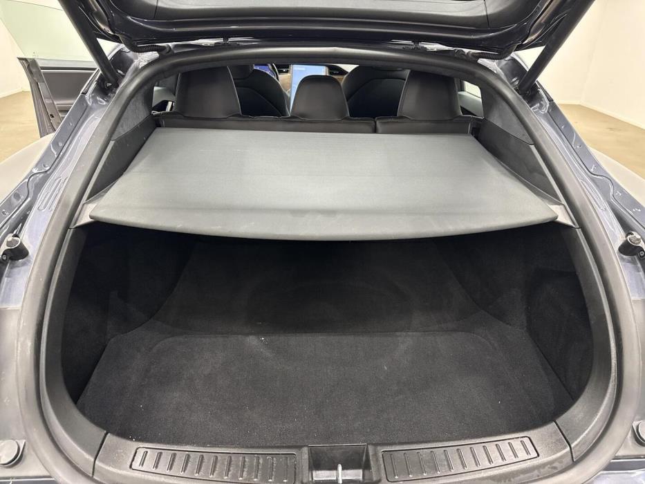 TESLA Model S 2020