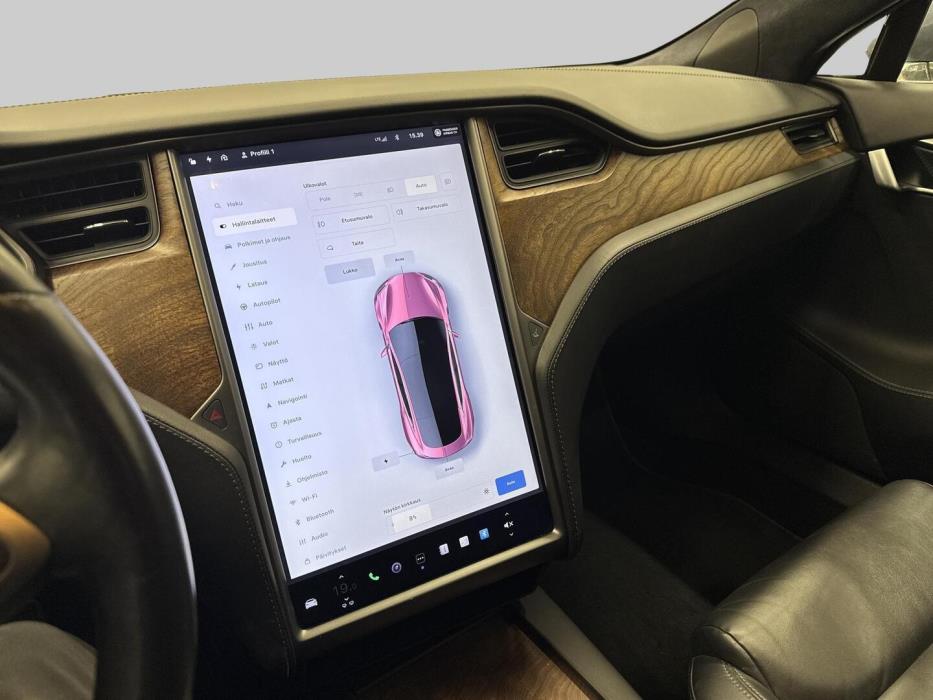TESLA Model S 2020