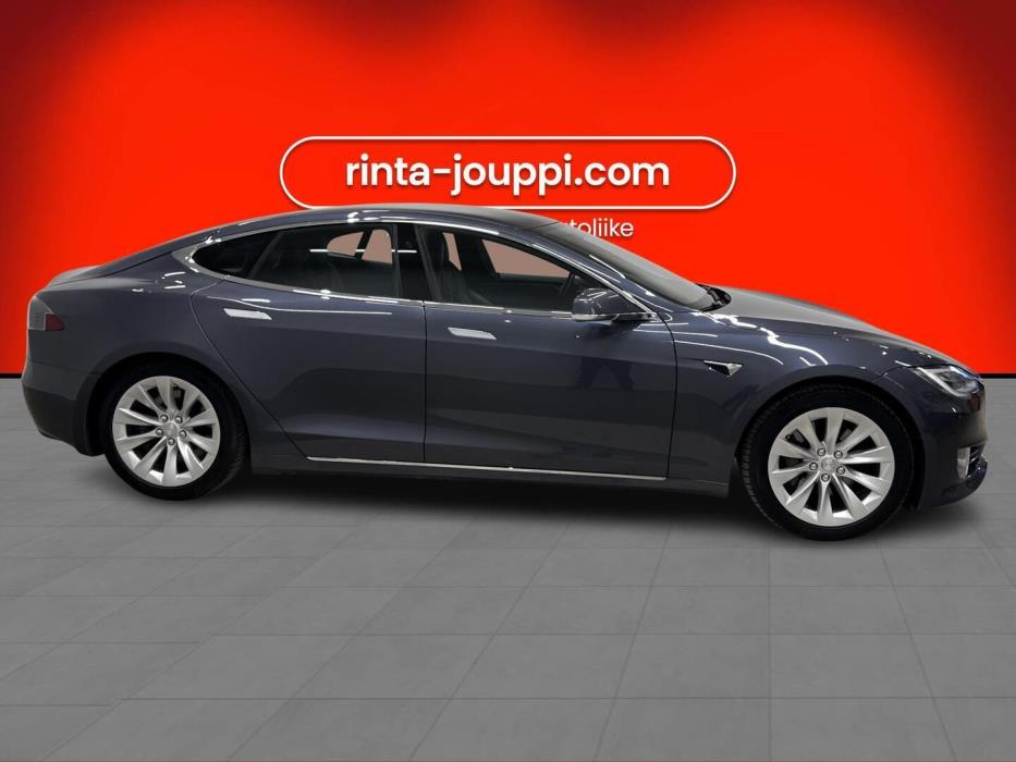 TESLA Model S 2020