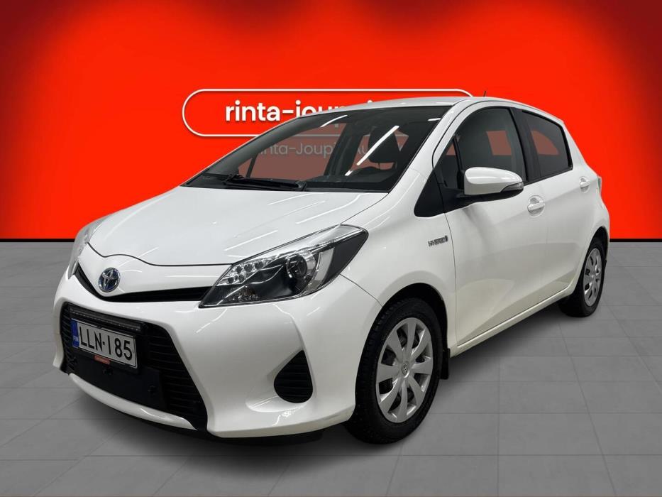 TOYOTA Yaris 2013