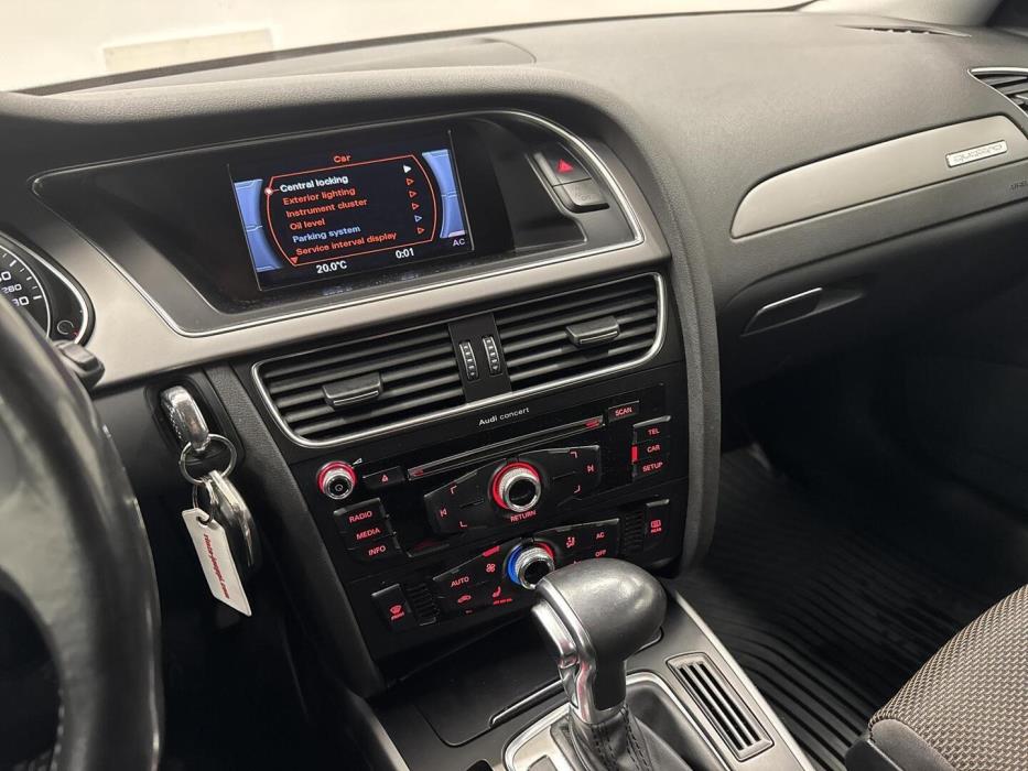 AUDI A4 allroad quattro 2013