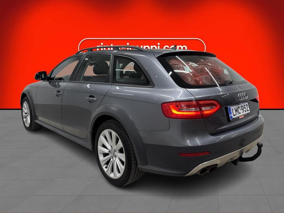 AUDI A4 allroad quattro 2013