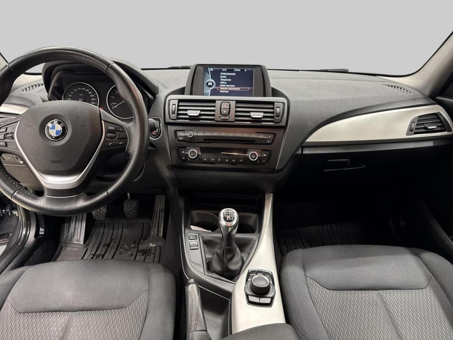 BMW 114 2014