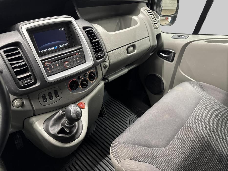 OPEL Vivaro 2014