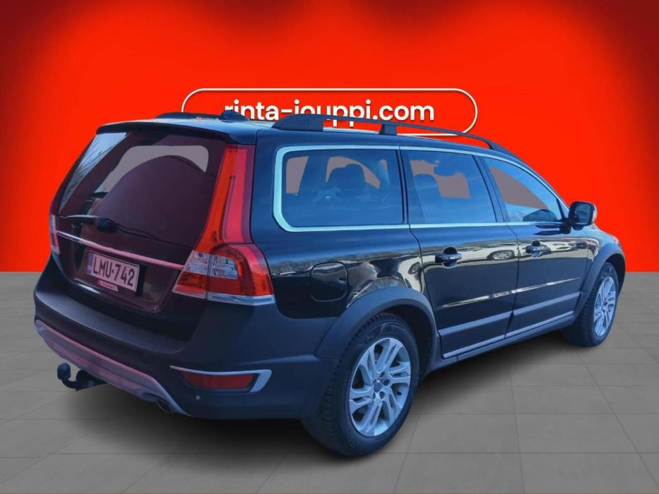 VOLVO XC70 2016