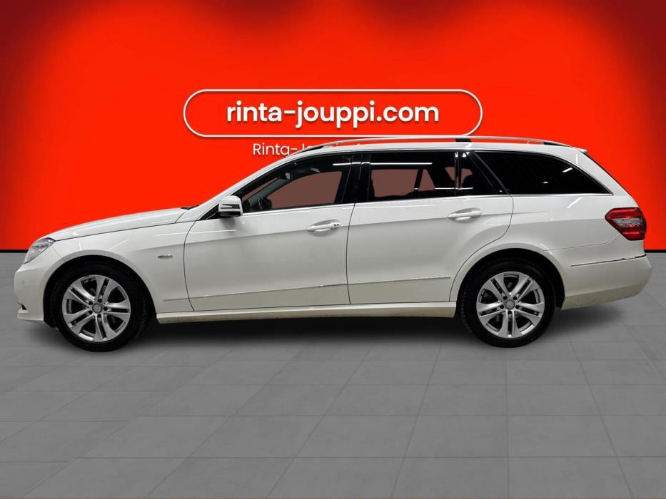MERCEDES-BENZ E 2010
