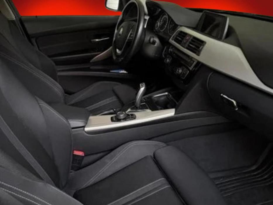 BMW 320 2016