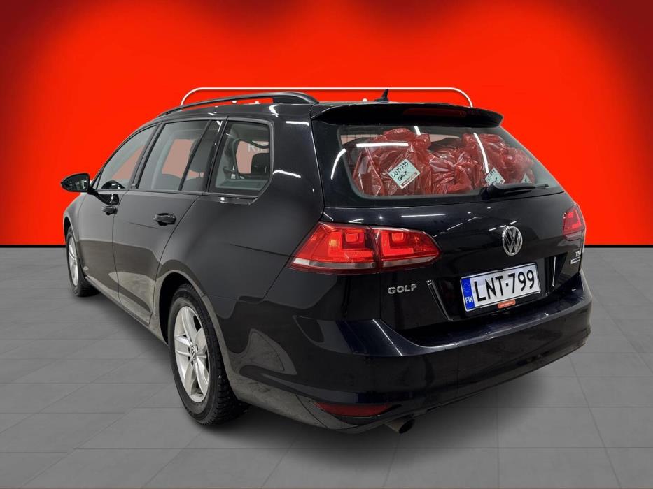 VOLKSWAGEN Golf 2017