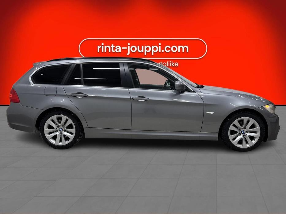 BMW 320 2011